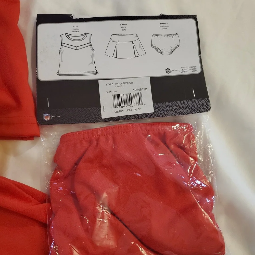 NWT‎ 3 Piece Kansas City Chiefs Cheerleader Outfit, Youth Size 6x